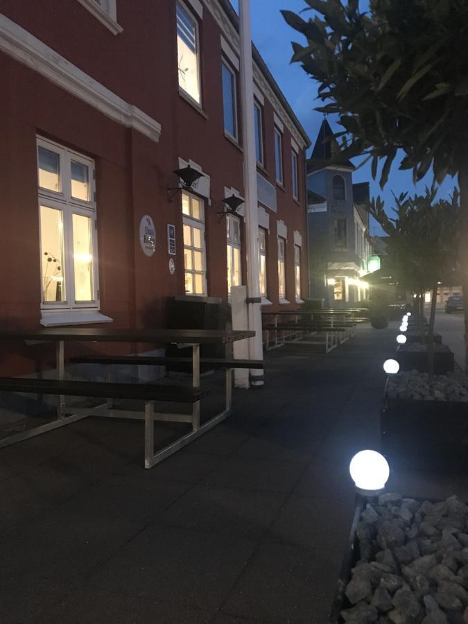 Hotel Jernbanegade Kibæk Esterno foto