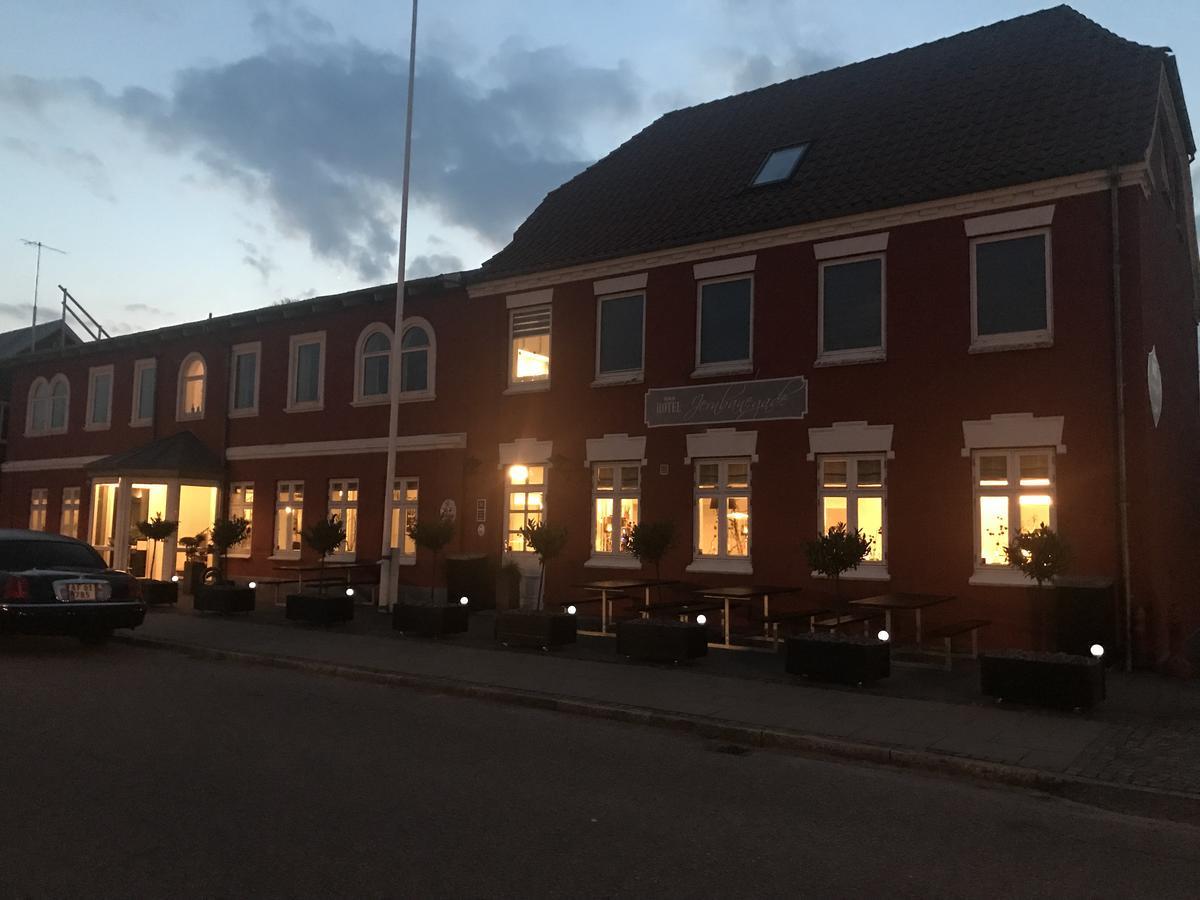 Hotel Jernbanegade Kibæk Esterno foto